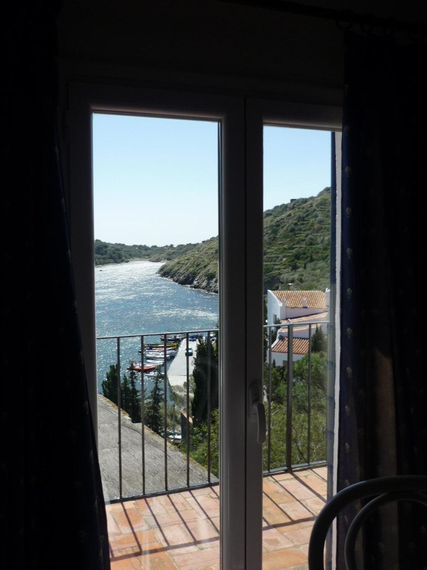 Hotel Port-Lligat カダケス エクステリア 写真