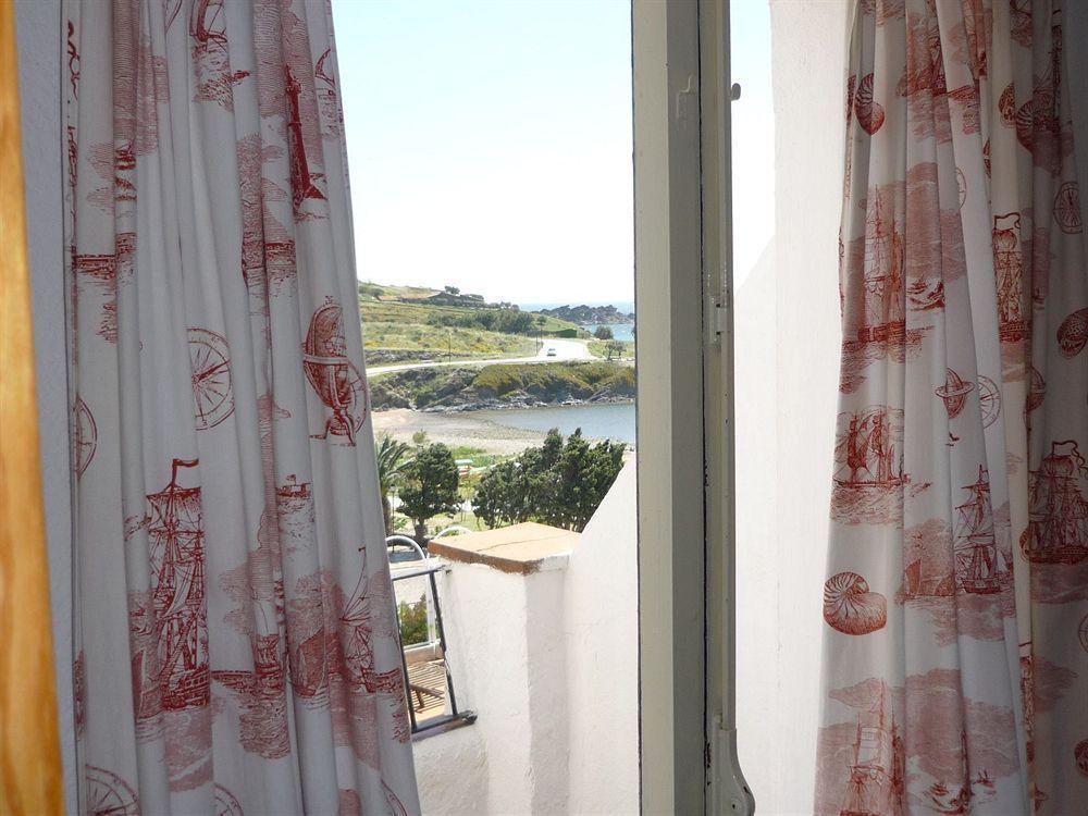 Hotel Port-Lligat カダケス エクステリア 写真