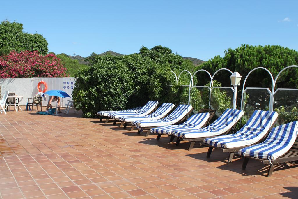 Hotel Port-Lligat カダケス エクステリア 写真